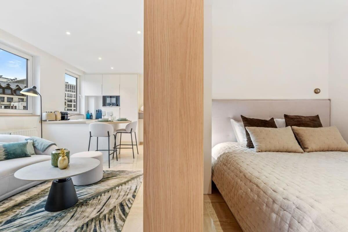 Modern Studio With King Bed, Walk To Attractions Lussemburgo Esterno foto
