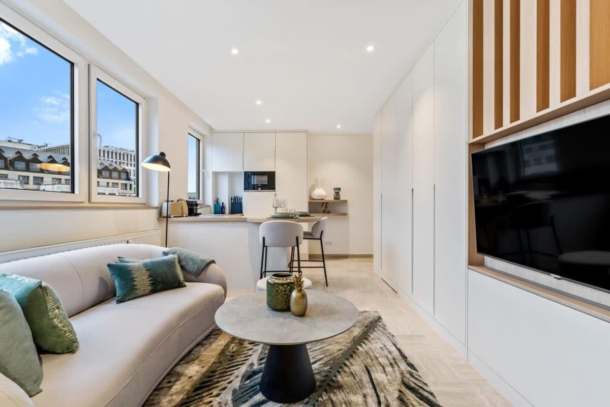 Modern Studio With King Bed, Walk To Attractions Lussemburgo Esterno foto